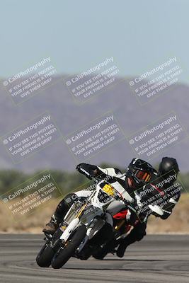 media/Oct-13-2025-Moto Forza (Mon) [[a66d839500]]/4-C Group/Session 3 (Turn 16)/